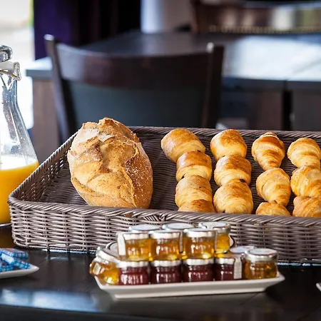 Pointe Isabelle Hotel 3*