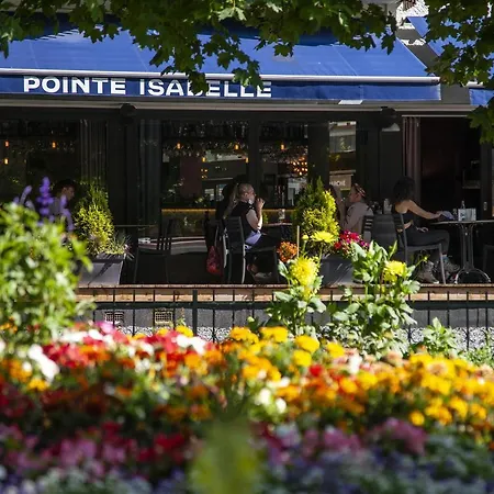 Hotel Pointe Isabelle