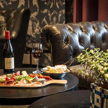 Ξενοδοχείο Pointe Isabelle 3*